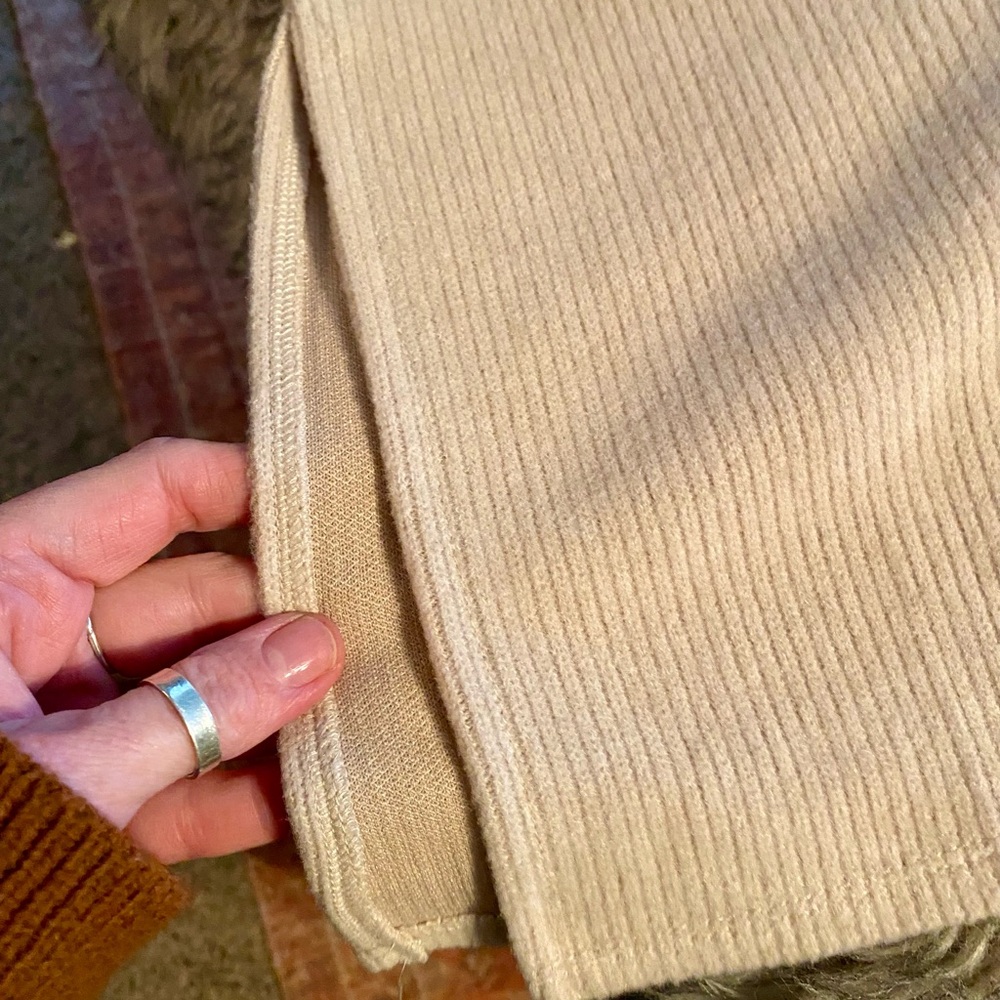 Brass & Roe Ribbed Midi Skirt - Picture 5 of 9